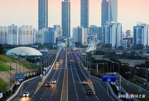 世界杯手机直播-阿卡胜辛纳，中国军团开年夺双冠；八连胜！本西奇不惧四蛋拖后腿